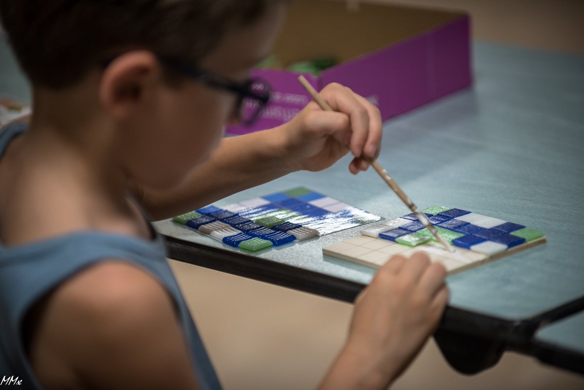 📸 SOUVENIR 📸

<a href="/AlbertvilleJazz/">AlbertvilleJazzFest</a> festival, c'est aussi des activités patrimoine ! Ici, l'atelier mosaïque 🎨

© Michel Mermoux