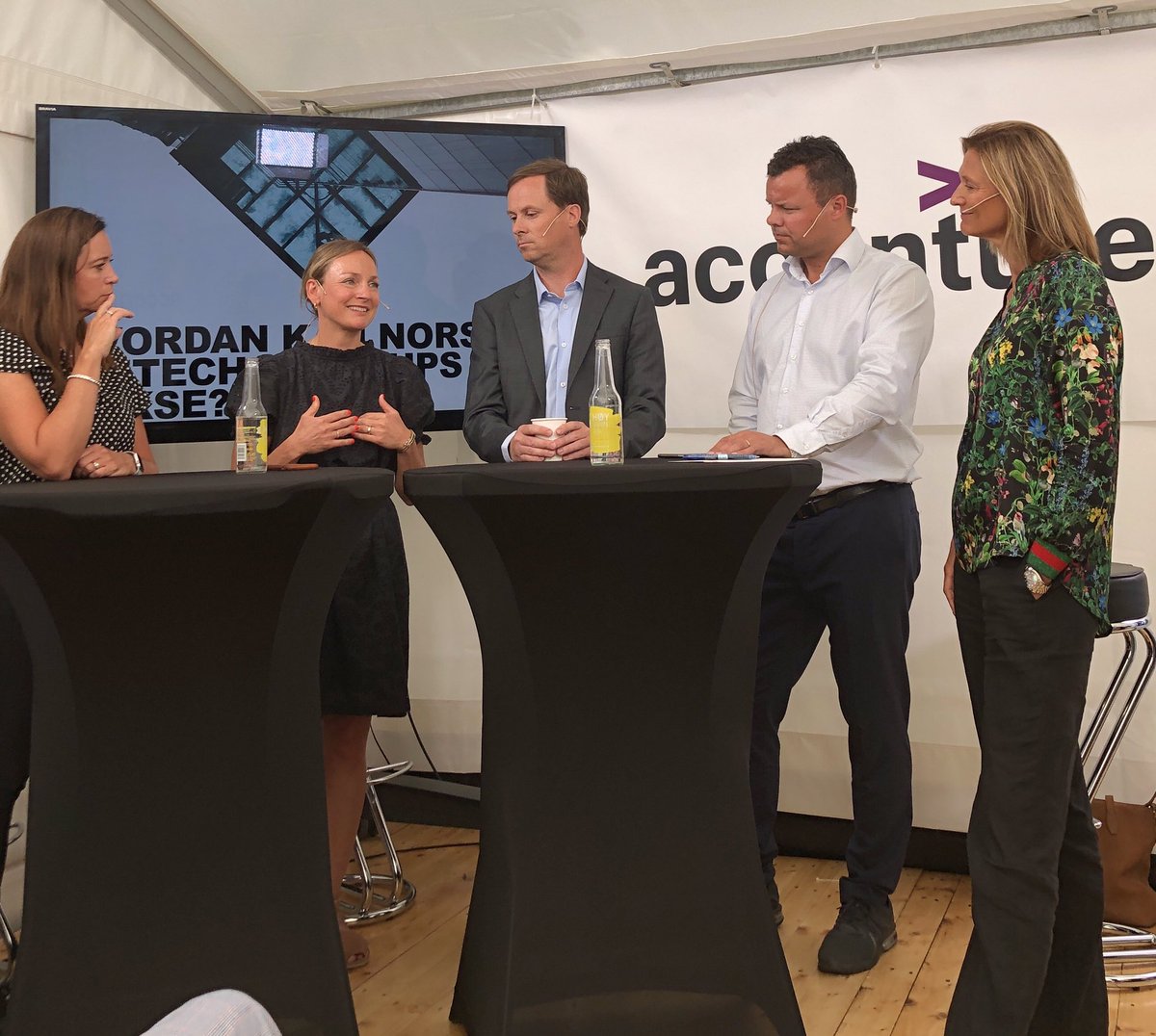 IKT-Norge (@iktnorge) on Twitter photo De store lokomotivene kan gi norske startups lettere tilgang til vekstmarkedene, sier <a href="/livfreihow/">Liv Freihow</a>. Potensiale for samarbeid mellom næringsliv, ambassadene og akademia. <a href="/AccentureN/">accenture.nbn</a> <a href="/netsgroup/">Nets</a> <a href="/DNB_Bank/">DNB Nyheter</a> @StatssekHagen <a href="/VicTerjesen/">Victoria Terjesen</a> <a href="/fintechboost/">Finance Innovation</a> De store lokomotivene kan gi norske startups lettere tilgang til vekstmarkedene, sier <a href="/livfreihow/">Liv Freihow</a>. Potensiale for samarbeid mellom næringsliv, ambassadene og akademia. <a href="/AccentureN/">accenture.nbn</a> <a href="/netsgroup/">Nets</a> <a href="/DNB_Bank/">DNB Nyheter</a> @StatssekHagen <a href="/VicTerjesen/">Victoria Terjesen</a> <a href="/fintechboost/">Finance Innovation</a>