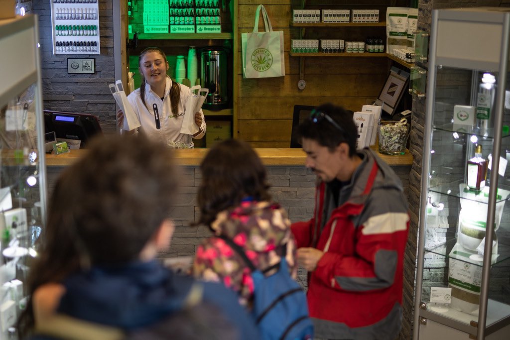 hemp_land's tweet photo. #Hempland Dublin just gets busier and busier... Why? Because we have the largest range of #Irish made #CBD and #Hemp products from all the large #IIHA APPROVED @IIHA_Ireland brands! @Hempture @NICBD1 @uHempCBD @cbdnutritionire @BrewHemp @FarmLough @EirlabIRELAND @KickstarterIE https://t.co/sCXQgZ47KU