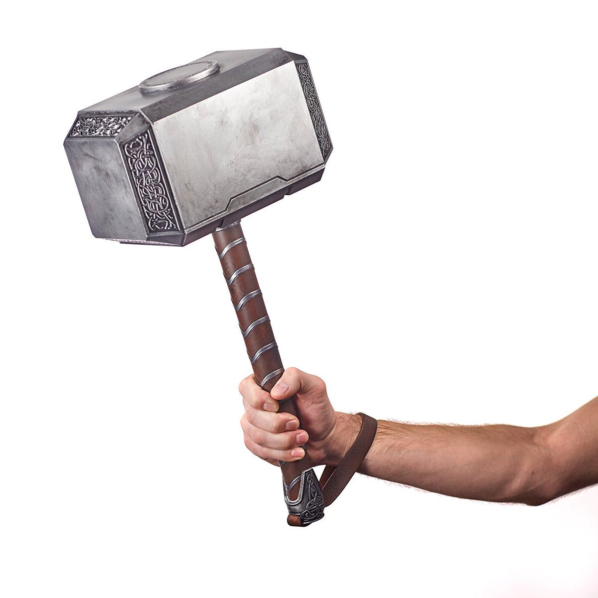Outletfriki's tweet photo. Si eres capaz de pronunciar “Mjolnir” tu corazón es friki y eres digno d empuñar esta réplica escala 1:1 con runas q se iluminan!
En https://t.co/T0Nd1BaVtx a este nórdico precio digo módico precio!
#befrikimyfriend #outletfriki #mjolnir #hammer #mystichammer #thor #masterreplica https://t.co/bV9uObNvfk