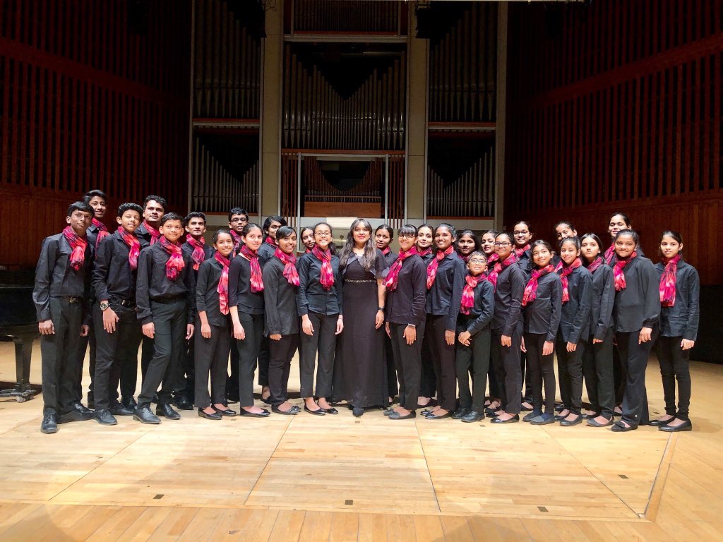 UKinBengaluru's tweet photo. #Bengaluru’s award-winning children choir .@harmony_chorus strikes a mellifluous chord at @TheNehru_Centre, @StGilesHighKirk and @UniOfYork. 

The choir toured the UK in May 2019.

🇬🇧🇮🇳#LivingBridge connection on a high note! 

@HCI_London @RuchiGhanashyam https://t.co/18LlZjJhAr