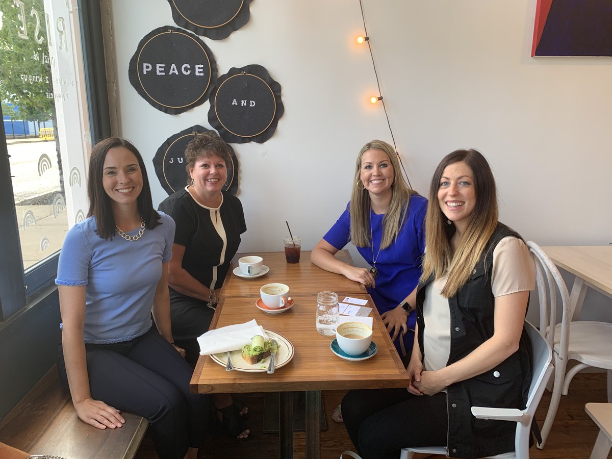 CREWSTL's tweet photo. "When we seek to discover the best in others, we somehow bring out the best in ourselves" - William Arthur Ward
#DineAround #RiseCoffee #CREWstl https://t.co/SKrIzkq86p