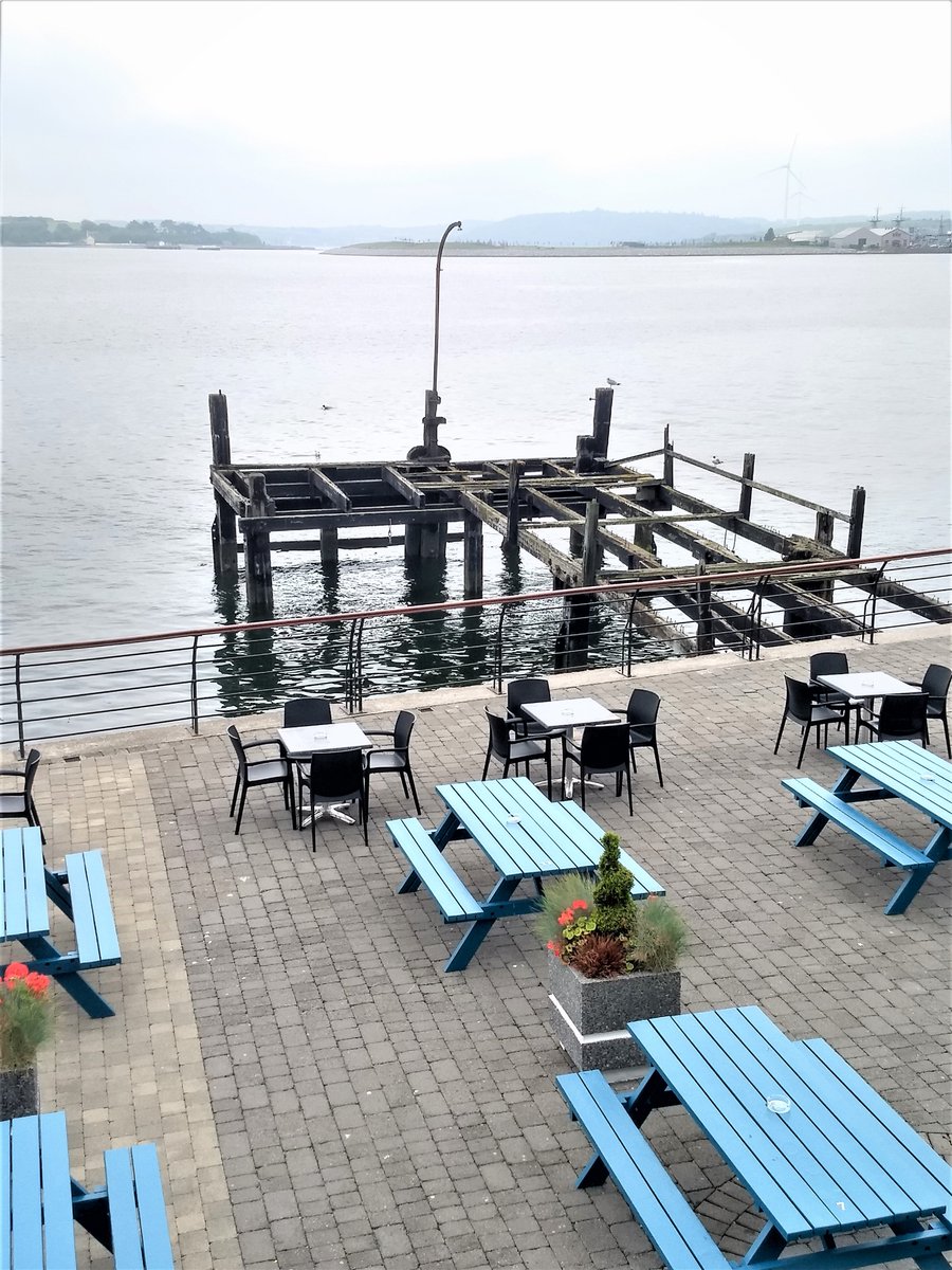 The 30-min guided tour at <a href="/TitanicCobh/">#Titanic Cobh</a> takes you on a virtual journey where you can view the last point of land contact for the Titanic passengers from Cobh, the Heartbreak Pier. You can expect interesting stories, fascinating facts &amp; a great time on the tour.
#corkharbourislands