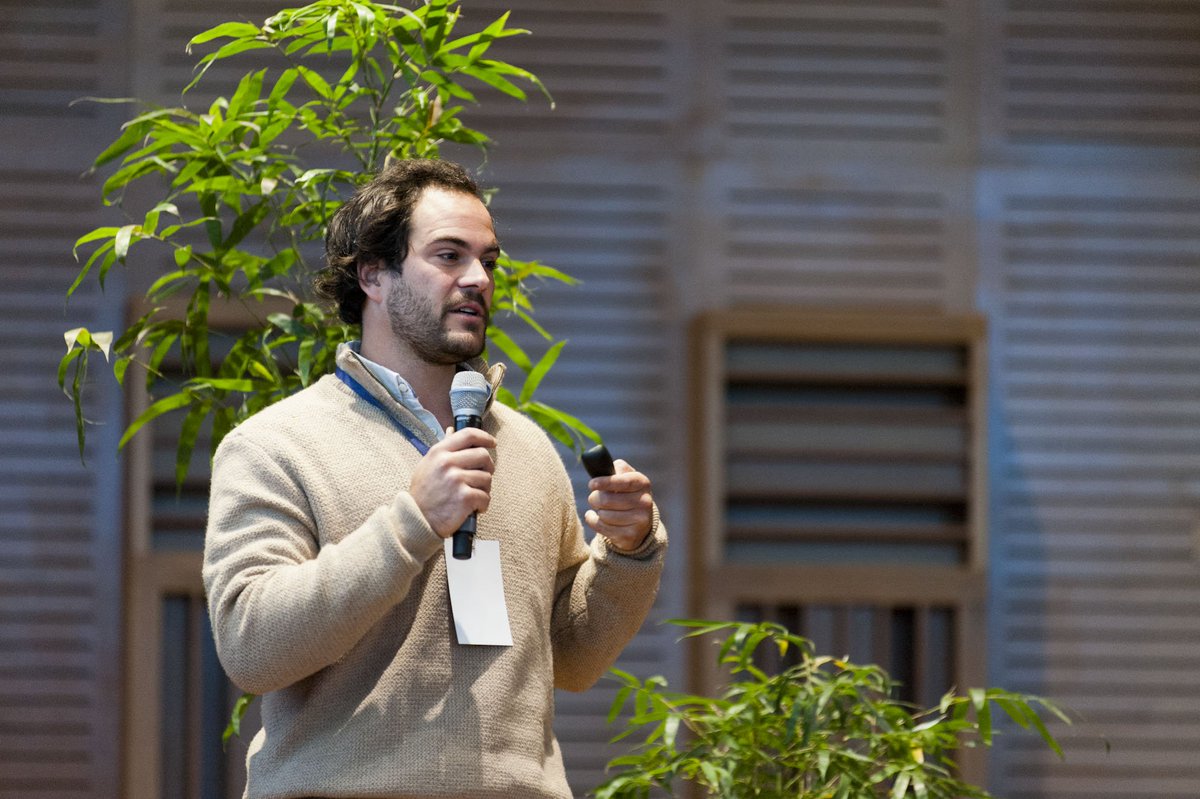 innovacionar's tweet photo. Estamos en el @ccdelaciencia participando del encuentro de #Bioeconomía del Bambú y escuchando a los expositores que nos cuentan cómo usar este recurso como alternativa natural para soluciones sostenibles. ¡Seguinos! https://t.co/lb8mIHl01A