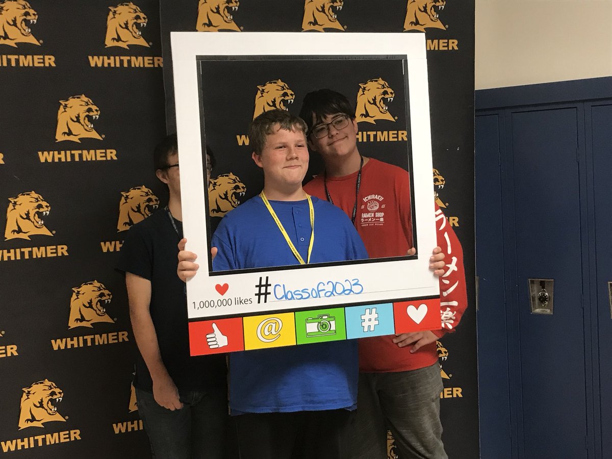 WLS4Kids's tweet photo. Learning about the library and Chromebooks, followed by some @Whitmer_HS school spirit! #FroshFest https://t.co/YHtX4n53rC