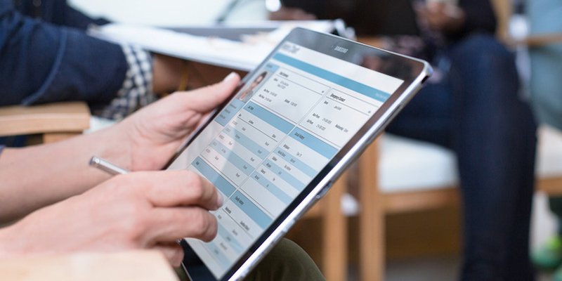 GetConnectedSol's tweet image. Learn how #tablets can reduce #patient check-in time and deliver information immediately to your #EHR: oal.lu/W0F91