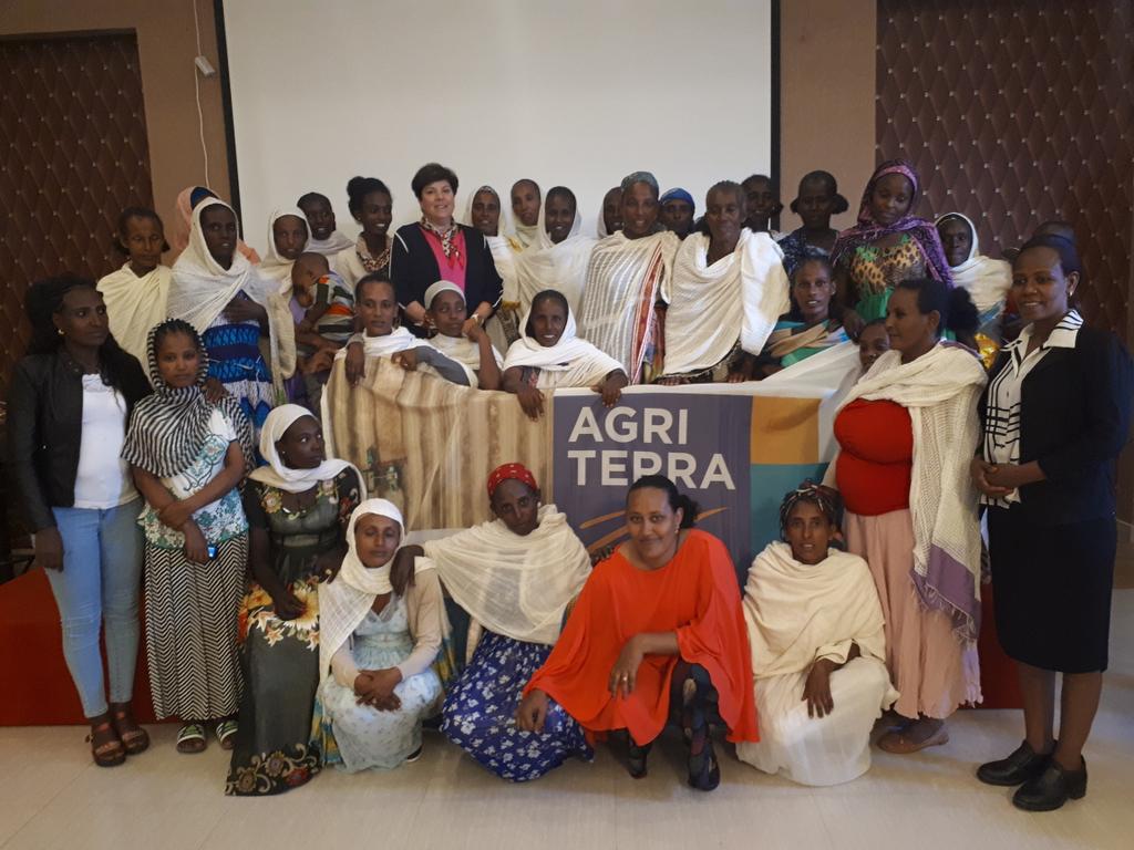 Good Start Female Leadership Training Ethiopia for Lemlem Cooperative in #Shire.
I am a firm believer in the power of Cooperatives: working together on improvement. Development of Cooperative will increase the quality of life for many familyfarmers! <a href="/Agriterra/">Agriterra</a> @getachewmergiat