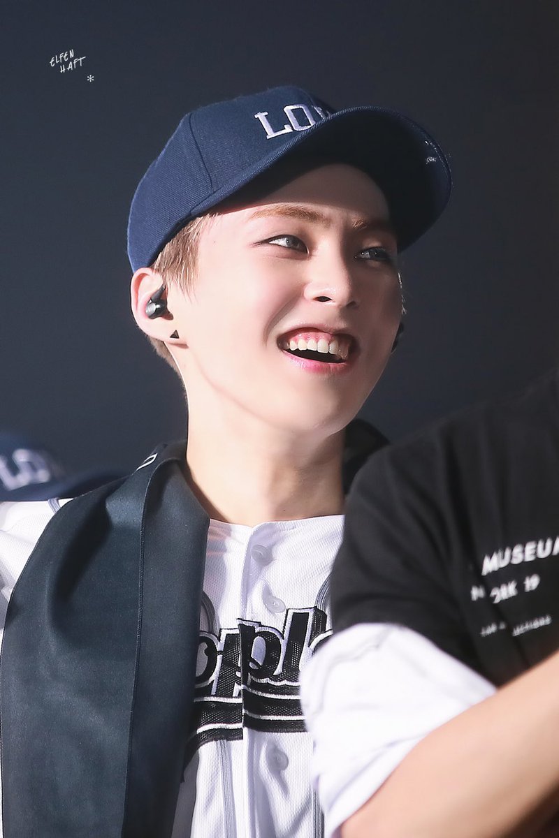 ELFENHAFT's tweet photo. 항상빛나는민석이가오늘도여전히보고싶다고말해주고싶다사랑해💕
#100th_SaluteToXiumin 
#민석이_나라지킨지_100일 
(🔒굿빤부이제우리요뎡님을내놓아라광광) https://t.co/WShRmeqLJn