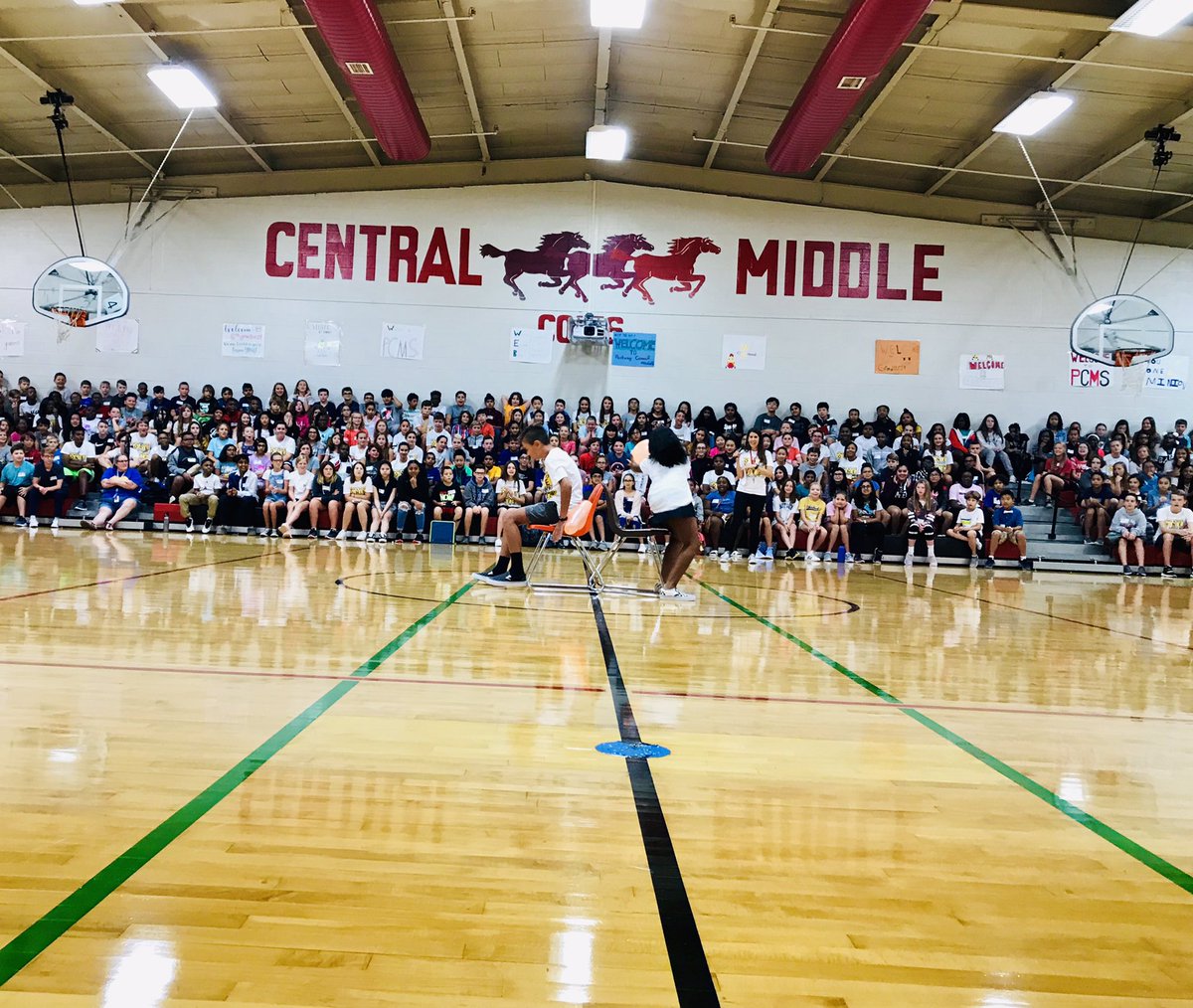 ccampbell_cms's tweet photo. WEB (Where Everybody Belongs) sets the tone for a great 6th grade year at @PCMSColts! We are having fun this morning! #PCMSWEBLeaders #COLTS #BoomerangProject https://t.co/9W8tL7WXAO
