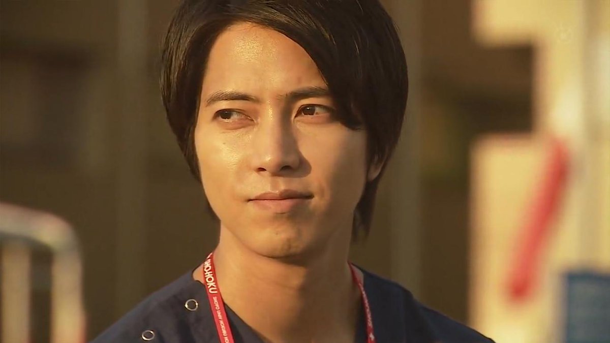 chocmagma's tweet photo. Finally, after 2 Seasons and 1 Special, AIZAWA SENSEI IS SMILING!! 😍😍
#CodeBlue #CodeBlue3 #Yamapi #Aizawa https://t.co/x6lsgktAaO