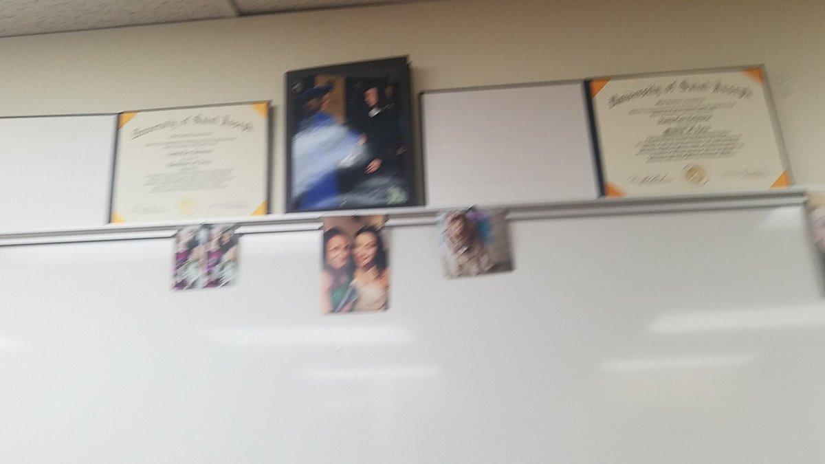 moneymichael719's tweet photo. #JHAE2019 #awesomelearningenvironments #MsDefusco including that personal touch that's critical for building relationships! https://t.co/N4ESgEHl3N