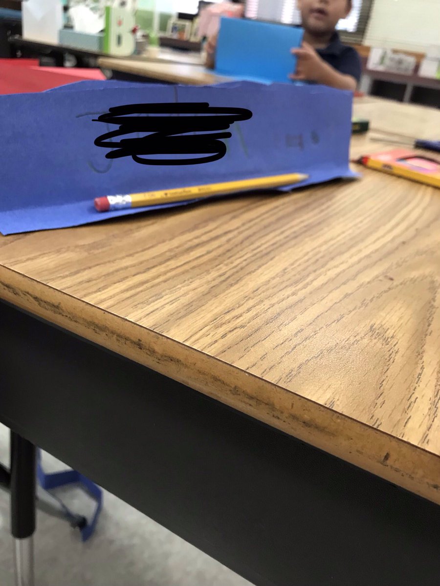 MrsHartley1112's tweet photo. I gave my kiddos the #NameTagChallenge this morning. They had to create their own name tag that could stand on its own and hold a pencil. These are some of the results and I’m already blown away at the ingenuity of these peanuts! @GTEtoucans https://t.co/JZshlQnVJc