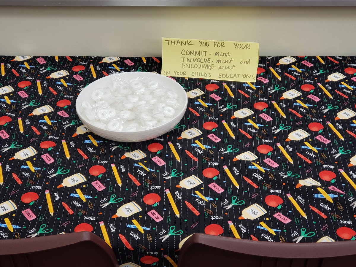tanessabb's tweet photo. What a way to welcome families!! #jhae2019 #awesomelearningenvironment https://t.co/OKBkZikhHA