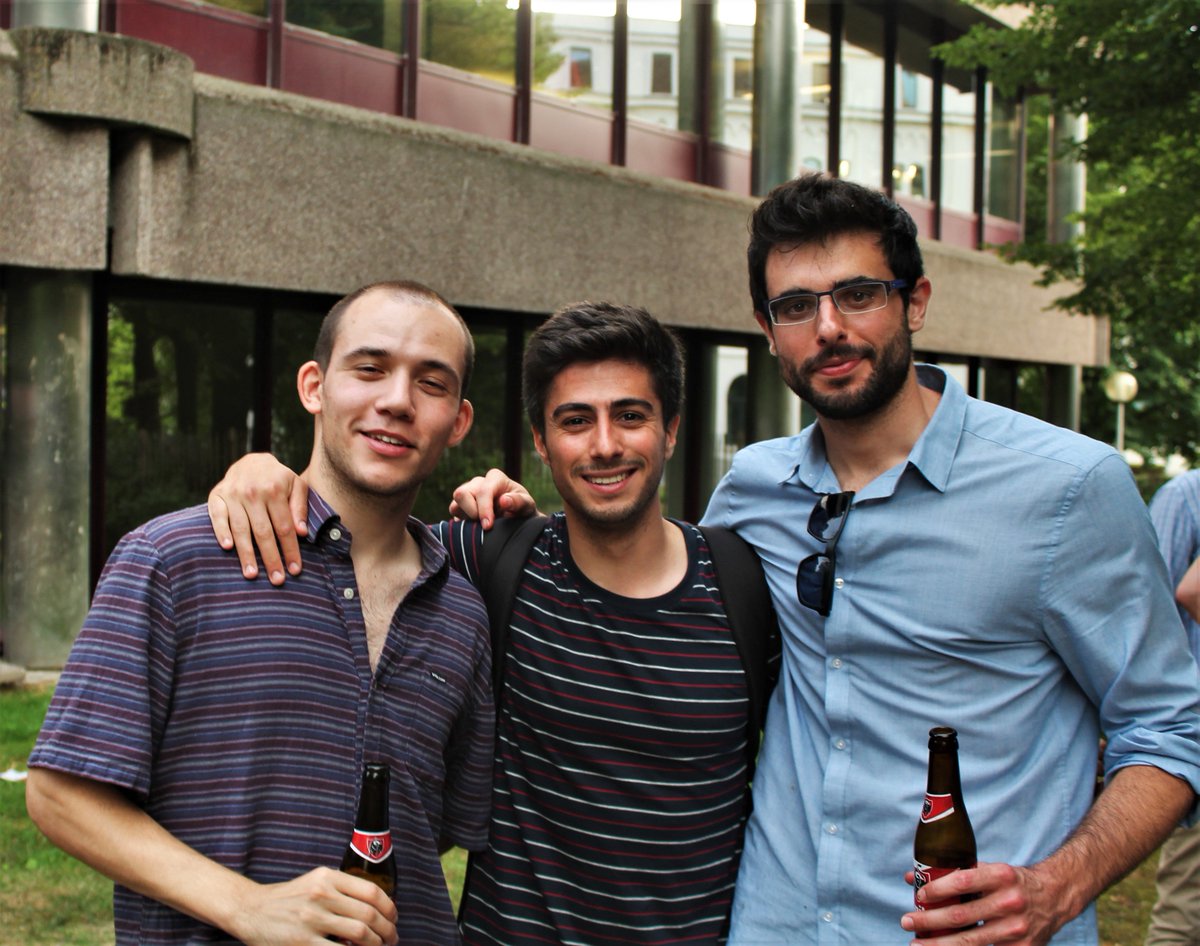 CapgeminiEngBE's tweet photo. Some of our #consultants organized a BBQ in the small park right behind our HQ in #Brussels! 😎

Learn more about the perks of joining us at https://t.co/zNHJjas4iq

#teambuilding #altran #altranbe #jobsearch #jobopportunity https://t.co/IzhMdpLbi3