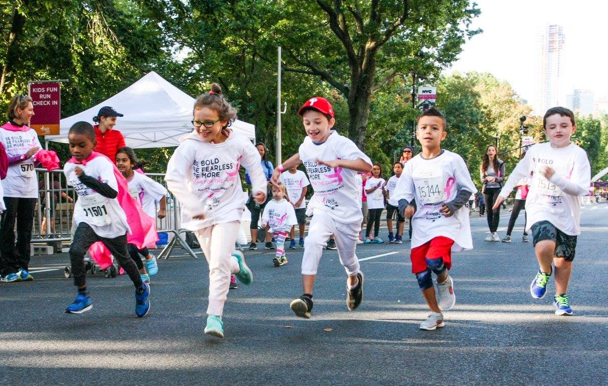 KomenGreaterNYC's tweet photo. #SundayFunday! What's better than a Sunday in the park with the fam? A Sunday #CreatingMoreSurvivors! #Race4theCure in Central Park on September 8! Register your whole crew today!
Use the code FUNDAY to save 50% on Kid Zone registrations! https://t.co/tOnnNtEl26 https://t.co/BfZoLcBTEh