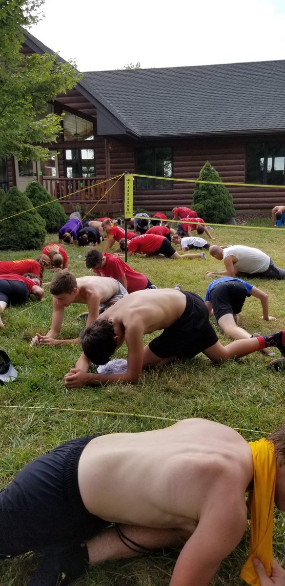 IndyGirlsXCTF's tweet photo. #stretchmode https://t.co/TmlQUSfOLU