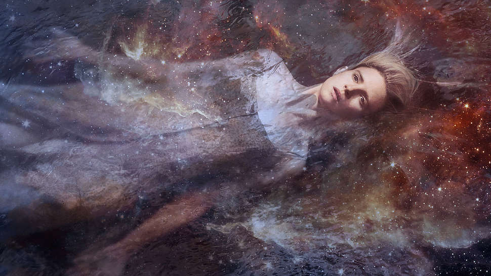 evanshag6's tweet image. Easily the best show on Netflix. The story needs to be finished. #TheOAisReal