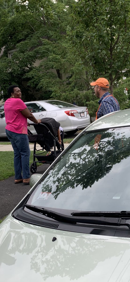 THDSullivan's tweet photo. Out with SC Eric and he spots a potential lead, pulls over and starts talking about @HomeDepot Installed Windows program. That is Career Growth in Action #EntreprenurialSpirit @EdSloan_HDE @Williams2Bryan @KendraByrd24 @StaceyTank @KJChamberland @CroeberJim @JasonArigoni https://t.co/Cs7GnZjDBt