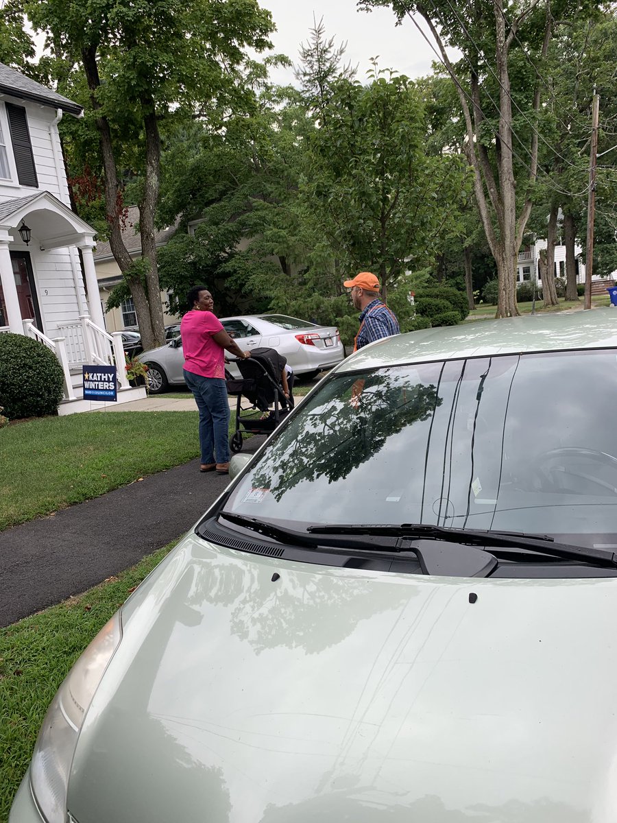 THDSullivan's tweet photo. Out with SC Eric and he spots a potential lead, pulls over and starts talking about @HomeDepot Installed Windows program. That is Career Growth in Action #EntreprenurialSpirit @EdSloan_HDE @Williams2Bryan @KendraByrd24 @StaceyTank @KJChamberland @CroeberJim @JasonArigoni https://t.co/Cs7GnZjDBt