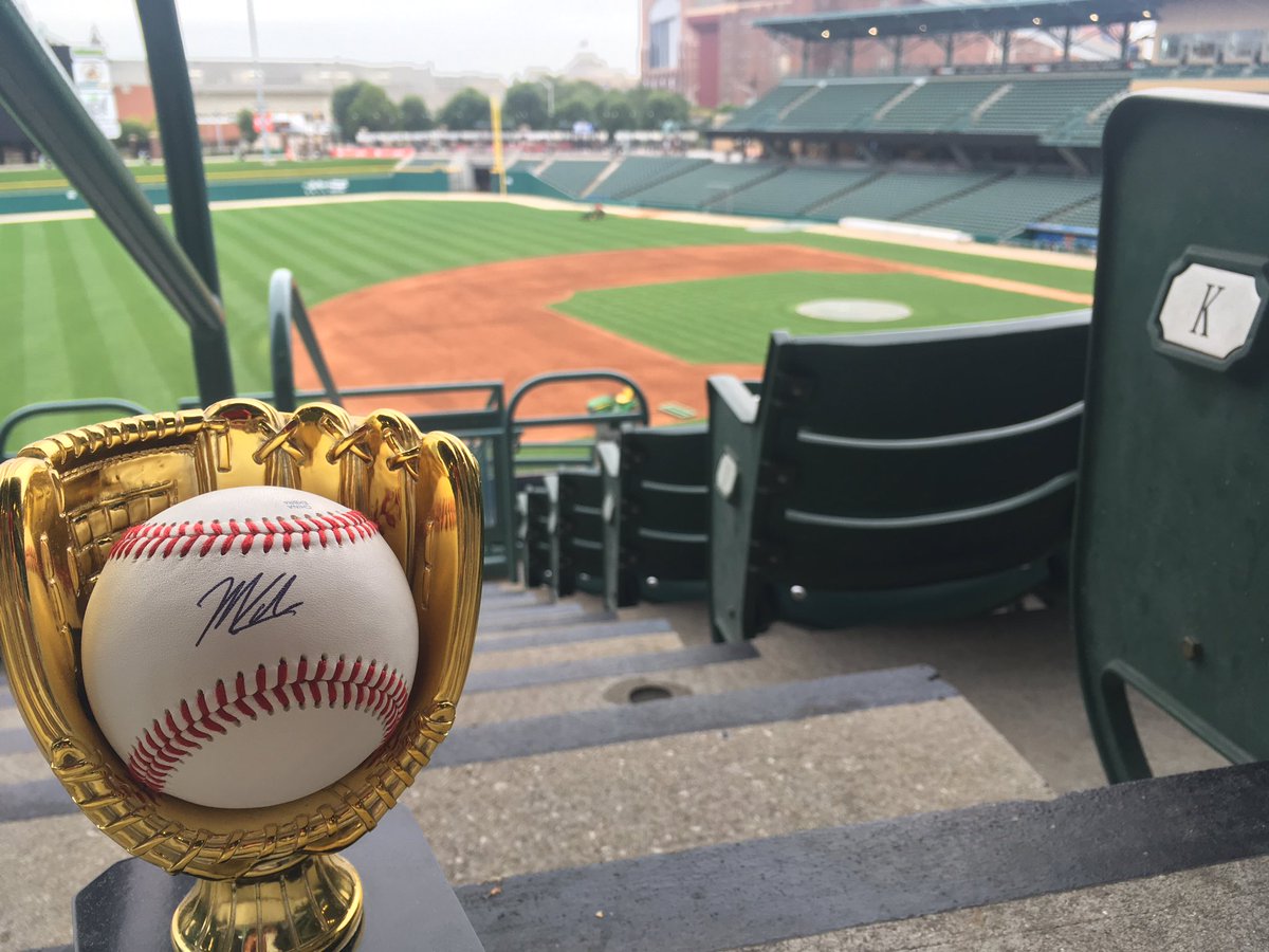 indyindians's tweet photo. K is for Keller. 🔥

Congrats to @mkeller11 on his first @MLB win for the @Pirates! Retweet for a chance to win this autographed ball by the man himself (gold trophy not included). Winner will be notified today at 3 p.m. 😬

#RollTribe https://t.co/EcjxS0lmxf