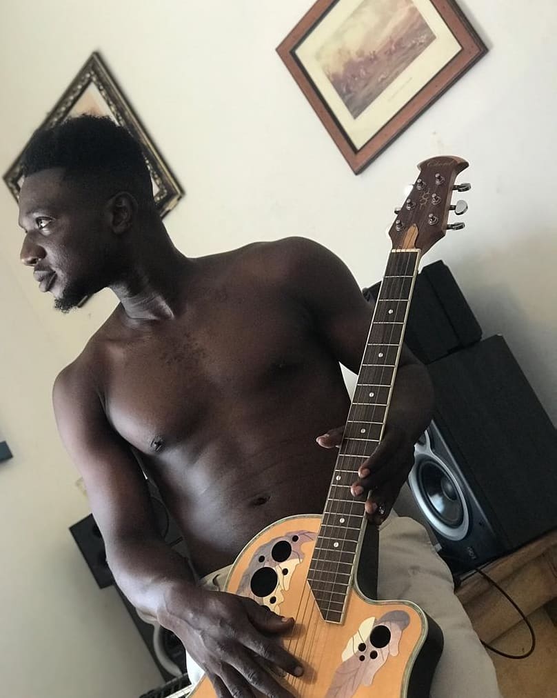 MusicJunkies247's tweet photo. #Zabel #NewAct #Music #HelpPushTalent #StudioVibes #SikaNti🎶🎵 #CaptureMe🎶🎵 #NyameN"aye🎶🎵 #FoolishCase🎶🎵 #JohnyMustGo🎶🎵 #Samini #ElormBeenie #BrainyBeatz #BeenieWords #Apya #Atumpan
@ZabelOfficial https://t.co/aqErYhrGLw