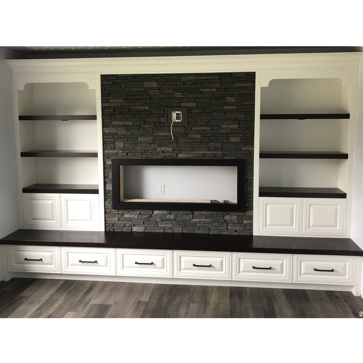 scottarthurmill's tweet photo. Take a look at one of our completed custom wall unit projects built with the help of high-quality rendering created by our team. Contact our team for more details - https://t.co/N2BHAOzrzs

#scottarthurmillwork #customwallunit # customwalldesign #Edmonton https://t.co/930NEE6qgd