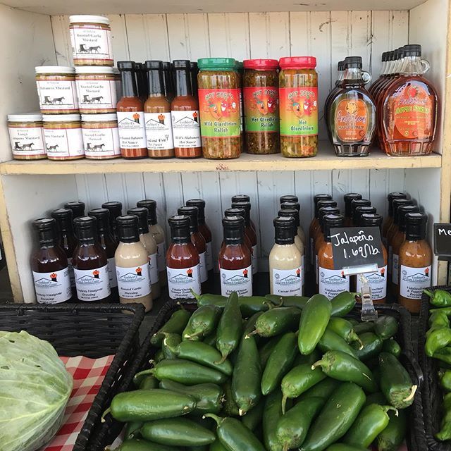 GoebbertsPatch's tweet photo. You can get produce at the farm stand AND your favorite salsa, salad dressing, hot sauce and more! Stop by today to get your fix of #FarmFreshGoebbertGrown produce - we have our own tomatoes too! https://t.co/bO4jRnHlhr
