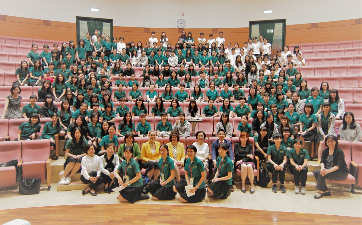 Jordan_J_Reeves's tweet photo. Dr. Ruth Rayman, DG of #NRCElectronics and #NRCPhotonics @NRC_CNRC addresses Taipei First Girls High School this year. Number of Taiwanese students in Canada up 143%, 2014-18. See: https://t.co/JA6VVUN8eB Canada fastest-growing destination #EduCanada https://t.co/QoYhLb4Gzi