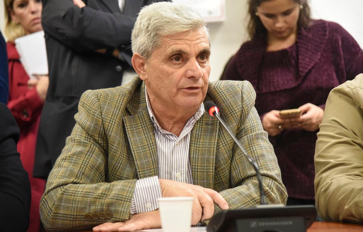 juan_amorin's tweet photo. 📞 Víctor Fera (Maxiconsumo) en #CronicaAnunciada:"¿Cómo van a echarle la culpa a la sociedad por cómo votó? Estoy caliente porque ayer condenaron a mucha gente a la pobreza" https://t.co/YQwFUZCam7