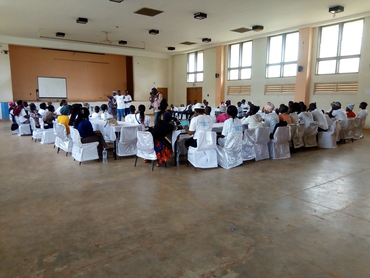 GeorgeCHE2's tweet photo. #Day2, My YALI Family 2019 Youth Camp. Career orientation of mentees by mentors. Ambassador of US Embassy Yaounde expected later today. https://t.co/2tmB36887q