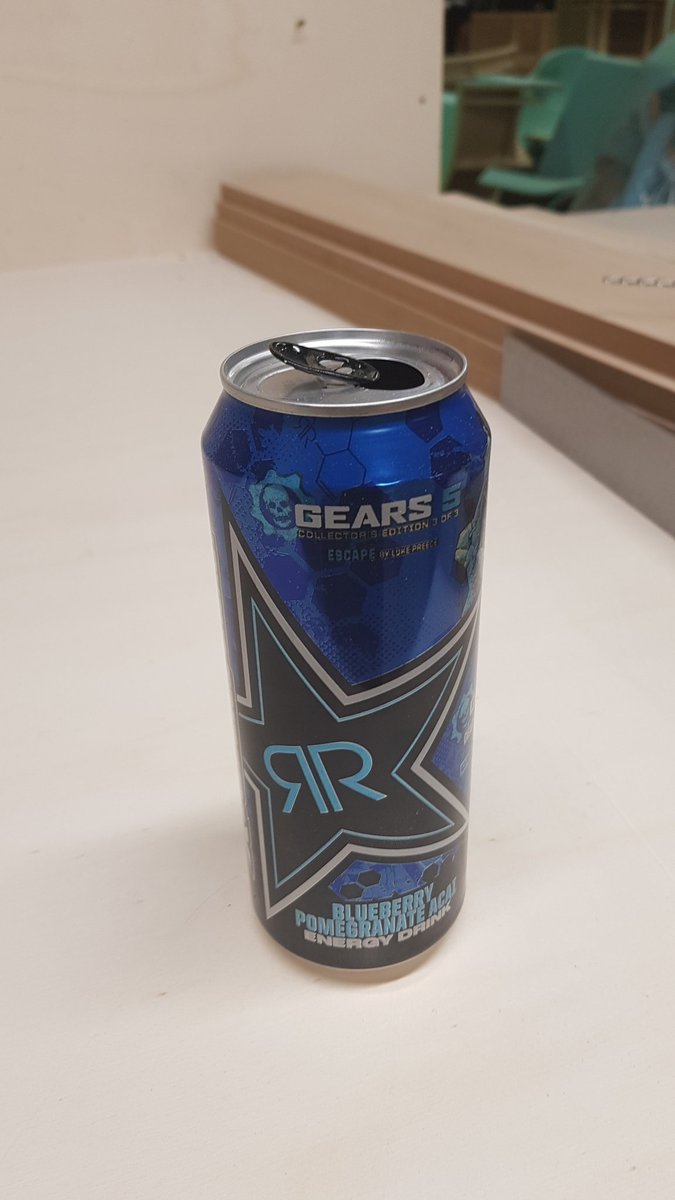 asilookuplover's tweet image. Omg you know when you have been with it for so long it just get s boring and the same but you still need it in your life well amfraid its over i have a new love in my life 
#goodbyredbull 
#hellorockstar