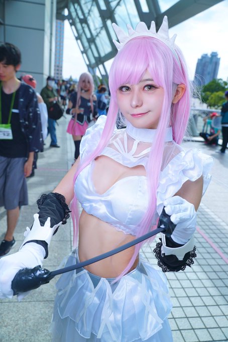 Twitterのコスプレ画像31