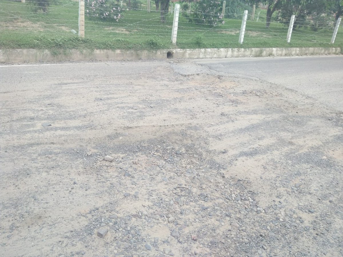 amitsingh_2704's tweet photo. Surajpur site c, opposite zeta1 Road is in very bad condition. Plz ask the authorities to repair. https://t.co/gb4ThRxhcs