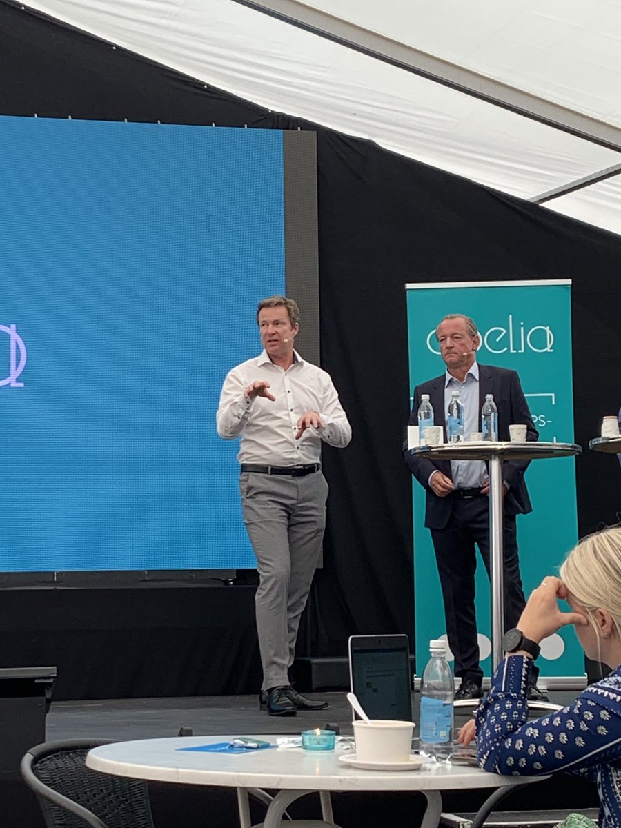 unnistro's tweet photo. Hvis vi tror at Googles kjøp av en tomt for datasenter vil bygge norsk digital kompetanse tar vi grundig feil @perhove @EVRY_no @Abelia_NHO https://t.co/RqeciXCVDX