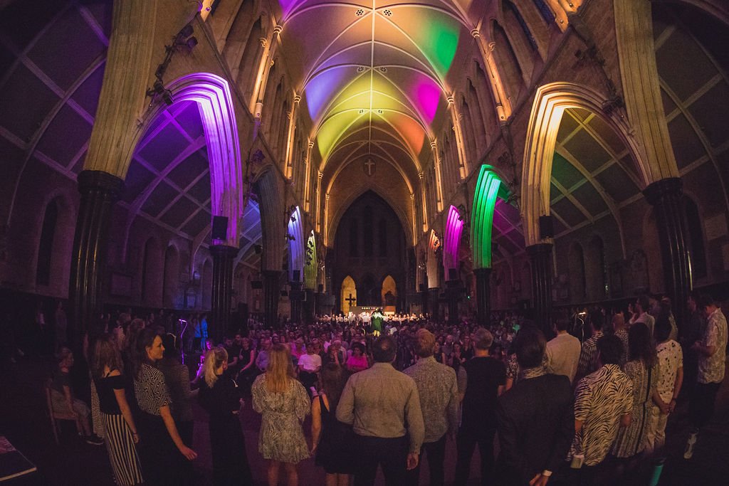 SomeVoicesSing's tweet photo. Tickets for tonight's #SummerSurroundSounds are so nearly all sold out! If you're planning to come, make sure you grab a ticket now to avoid disappointment. It's going to be a magical evening! See you there! #reallifesurroundsounds #finalticketsremaining #linkinbio https://t.co/RagHRlkdOu