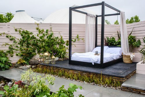 Do you want to build a garden at <a href="/BBCGWLive/">BBCGWLive</a>? Now is your chance to build one with a £10,000 contribution! Find out more about the APL Avenue competition now at hta.org.uk/apl/bbcgardene…