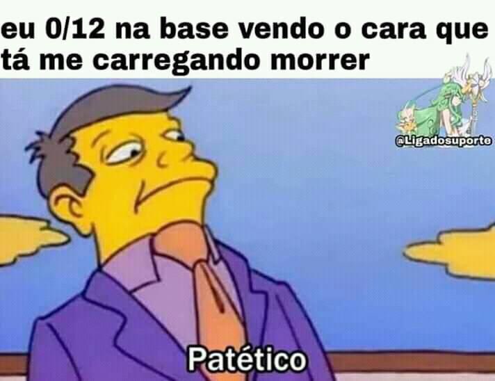 AovMemes's tweet photo. Patético 😂😂😂😂#arenaofvalor https://t.co/2t6LD56aSB