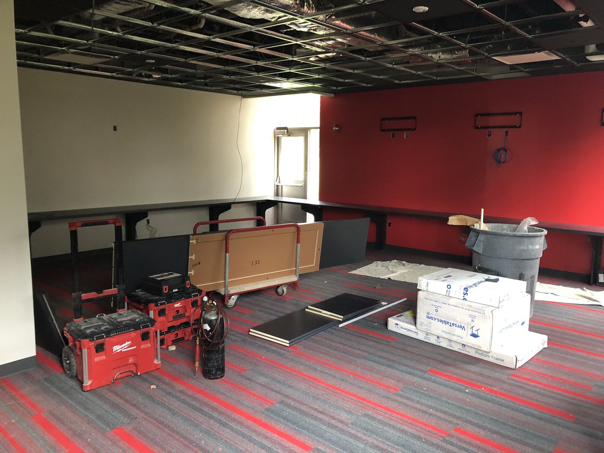 SFU_Esports's tweet photo. ✅ paint
✅ carpet
✅ countertop
✅ blackout window shades
✅ display mounts 

Next up:
🔴 RGB lighting &amp; ceiling
🔴 PCs &amp; consoles 
🔴 chairs &amp; peripherals 
🔴 games &amp; arena software
🔴 wall graphics 
@NACEsports @ECAC_Esports @SaintFrancisPA @aesportsmedia #GGRedFlash https://t.co/gJbaScbCrF