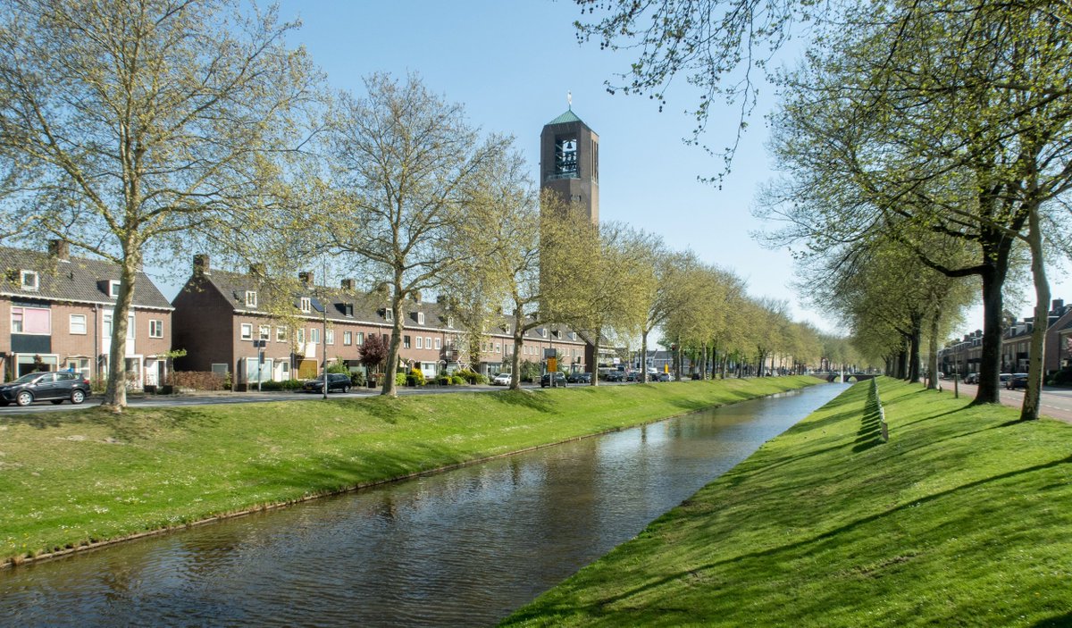 GroeneWissels's tweet photo. Nieuw: Groene Wissel Emmeloord

Rond Emmeloord, de hoofdplaats van de Noordoostpolder, ligt een prachtige gordel van groenstroken, parken en heuse bossen. Je gaat met deze stadswandeling van al dat groen in en rond deze polderstad genieten. 

https://t.co/54FjPQwuBG https://t.co/uyZIZT2IC9