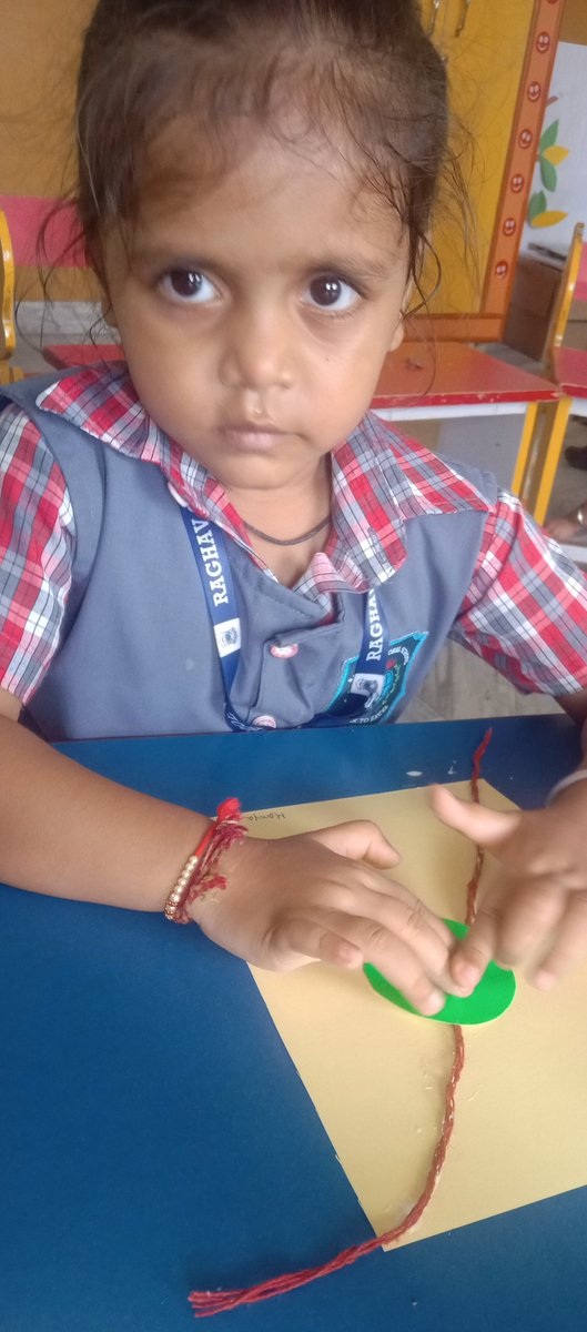 SujataPurkayas3's tweet photo. Creativity is the act of turning new and imaginative ideas into reality....... Our tiny creative learners are busy in making eco-friendly Rakhi.... #creativityandimagination #ecofriendlyactivity #rakhimakingactivity #sdg4 #rgsnoida @supritichauhan @rgsnoida https://t.co/cHWs7ZbiYd
