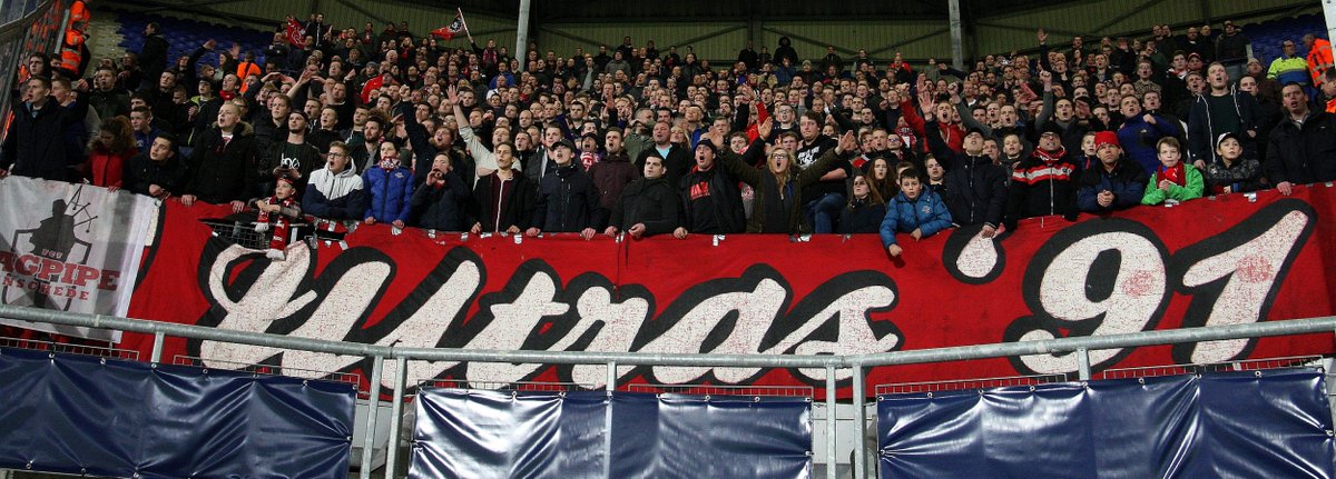 fctwente's tweet photo. 🎟⚽ Kaartverkoop voor de uitwedstrijd tegen @scHeerenveen, die gespeeld wordt op zaterdag 24 augustus 20.45 uur, is gestart. 

➡ https://t.co/Yd0VYv2qKI

🔴 #heetwe #fctwente https://t.co/ls10gArEQA