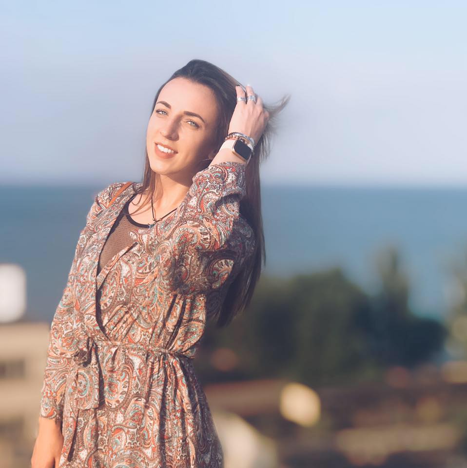 Tania Simianysta (@simianysta) on Twitter photo 