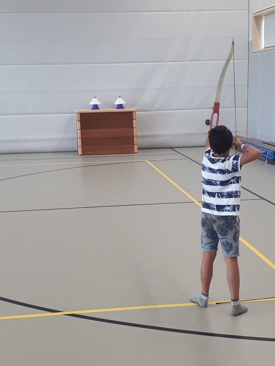 SBT_Renkum's tweet photo. Vandaag kunnen de kinderen met @BSC_Tim en @BSC_Hans tijdens #Kinderdorp #Renkum 🏹handboogschieten. En daarnaast ook (panna) voetballen. ⚽️ https://t.co/6UoHNs48VT