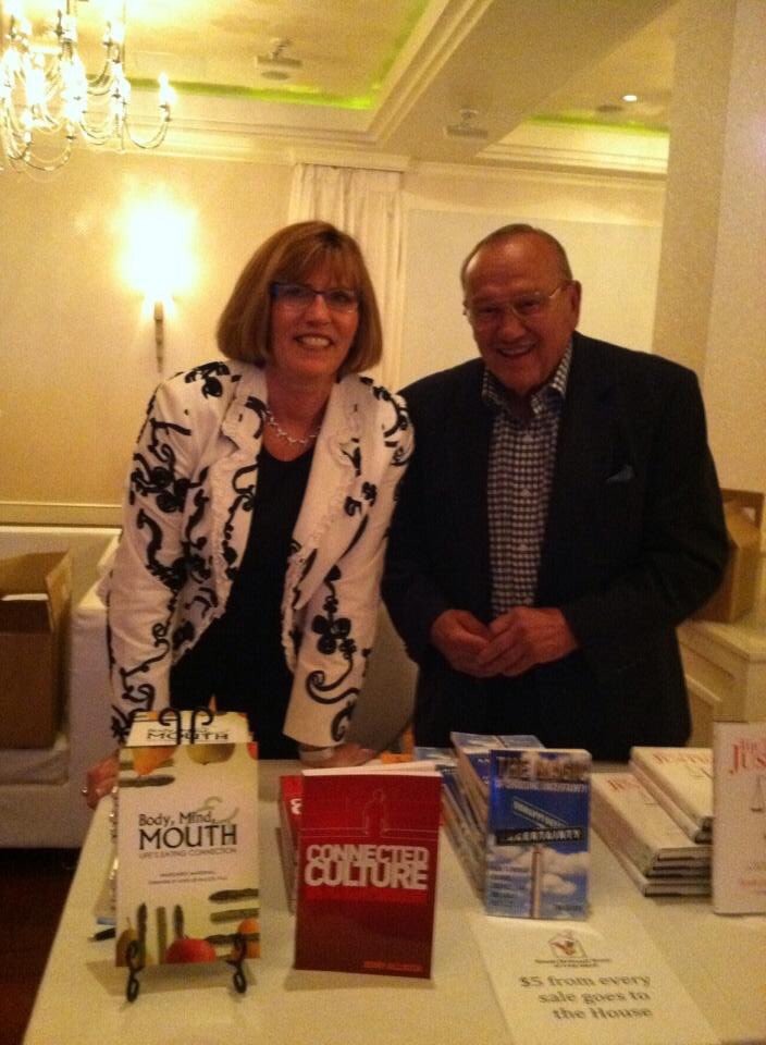 One of many <a href="/book/">Book</a> signings. @Body <a href="/Mind/">d</a> &amp; <a href="/Mouth/">Jason Allen</a> amazon.com/dp/B07923125T/…