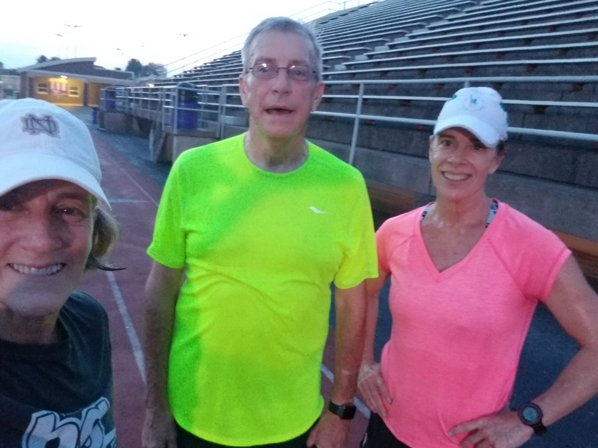 LillyRiherd's tweet photo. @tloving138 first 400-800-1200 ladder on the track and he survived π #getoutofthatcomfortzone #trainfastrunfast https://t.co/EFVh31dOLi