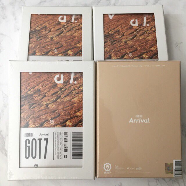 wannie_jy's tweet photo. GOT7 Album Flight Log Arrival
ราคา350฿ ส่งลทบ50฿ kerry80฿
ยังไม่ได้แกะซีลไม่มีโปสเตอร์ ของในอัลบั้มมี...
- ซีดี
- โปสการ์ด
- การ์ด3ใบ
- โฟโต้บุ๊ค
เพลงบั้มนี้กัซร้องในคอนบ่อยมากๆ
#got7 #อัลบั้มgot7 #flightlogarrival #ของสะสมgot7 #ตลาดนัดอากาเซ #ตลาดกัซ #ตลาดนัดอากาเซ่ https://t.co/6lP3KdRzKq