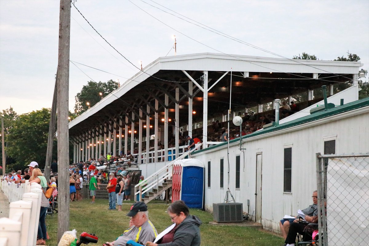 hoosiernations's tweet photo. @Harrison_LeVan @RustyVorhees @FastPace710 @chasewatiker @chadmoore1976 @Chris_wponies @JoannKi32885615 @rebelsart @jtlburn @kimberlymoier @GlenPeckinpaugh @KathleenBaitzel @joe_norte @SadandSulk @vnssa926 @EarleyIII @blongphee67 @musicalhossgal @tlvonline @miller_marijane @russell_swenton @elliotgordon2 @tonidale_ @ArthurLisiMusic @GunnarDunning @jmelanie17 Random shots from #MercerCountyFair
The tree pictured is one my family always parked at when we raced there. Ya know table full of food lawn chairs on a sunny day (or maybe rainy day) Ah the memories!! #MidwestRacing #GrassRoots https://t.co/WjpmHj9pKh