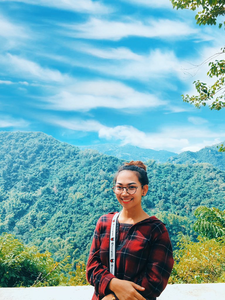 Ainyhaang0825's tweet photo. I dont care how long it takes me, but im going somewhere beautiful💕 #Adventure2019 https://t.co/XmDVg2nPzw