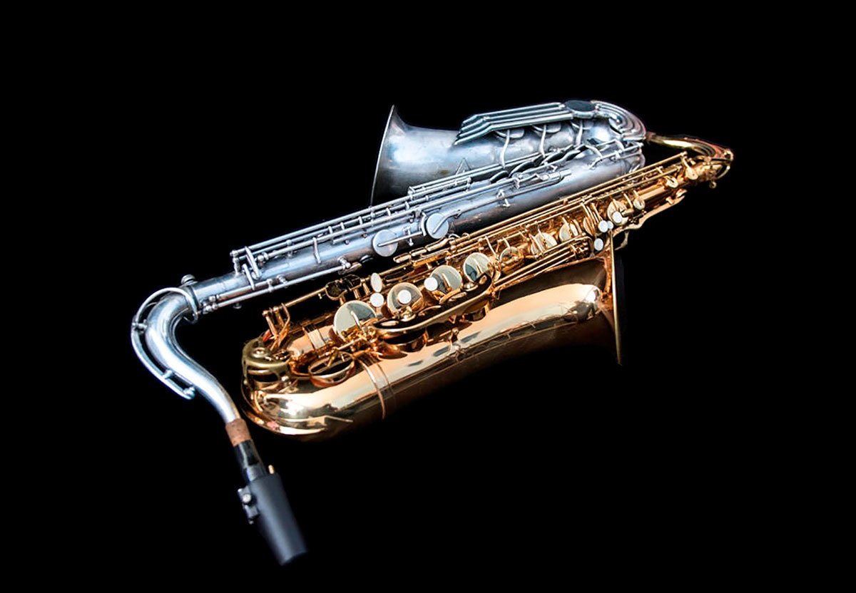 Sax_Mag's tweet image. #Sax #Article #ChordChanges

JAZZ IMPROVISATION FUNDAMENTALS (4) — INTERNALIZING CHORD CHANGES

Doug Stone (@lsu) shares a way to improvise over anything. Apply it to your favorite songs and enjoy them more than ever.

Full article: saxplaying.com/article/jazz-i…