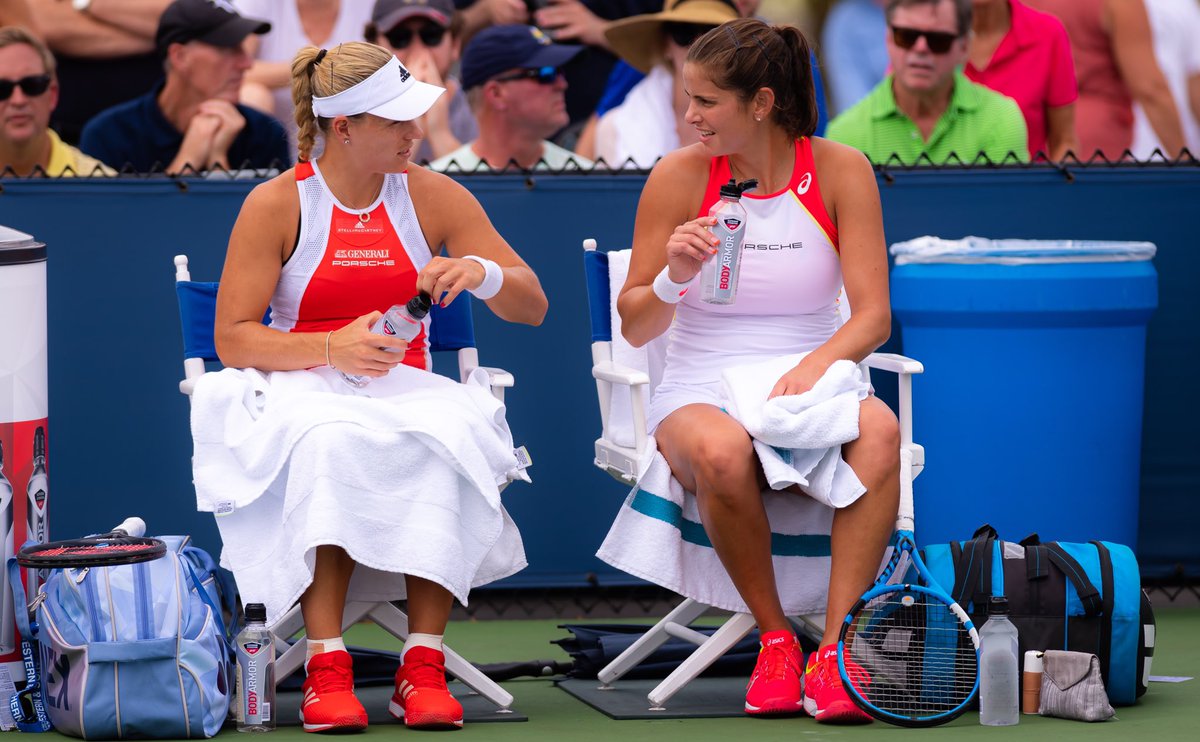 PorscheTennis's tweet image. Unfortunately no win. Nevertheless, it was a pleasure to see @juliagoerges and @AngeliqueKerber as Doubles team on the court! 😍
Good luck for your Singles! 🍀

#porschetennis #westernandsouthernopen